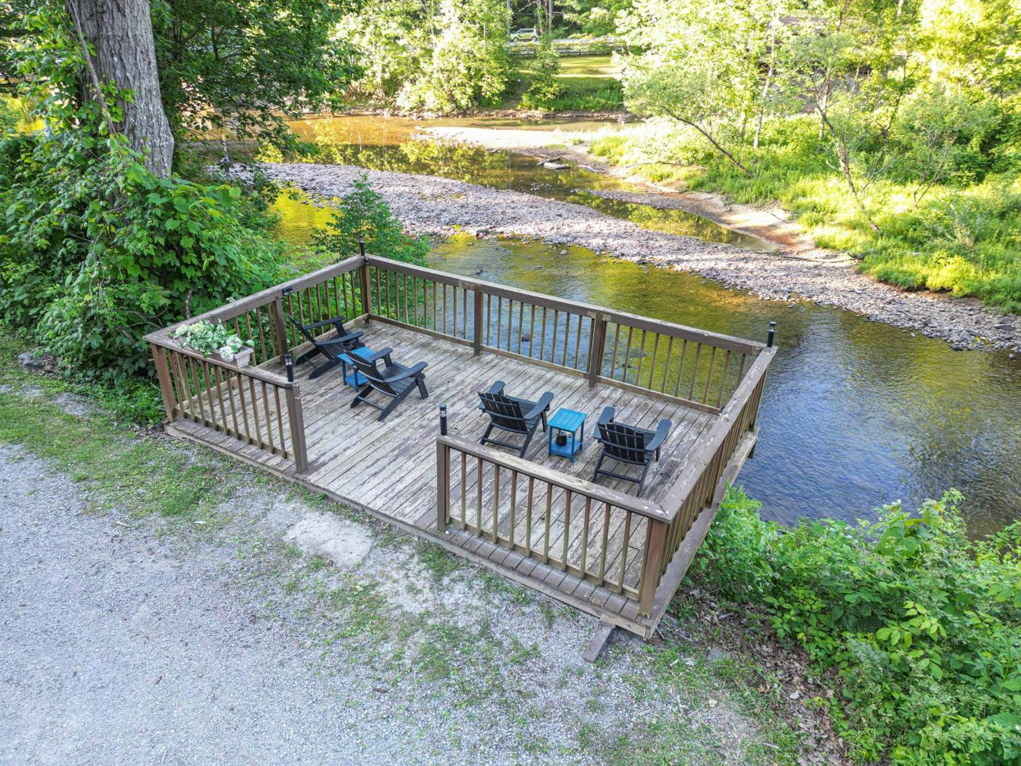 River Front Resort Elkins Eksteriør billede